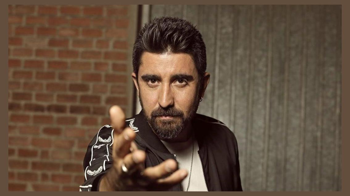 Alex Ubago